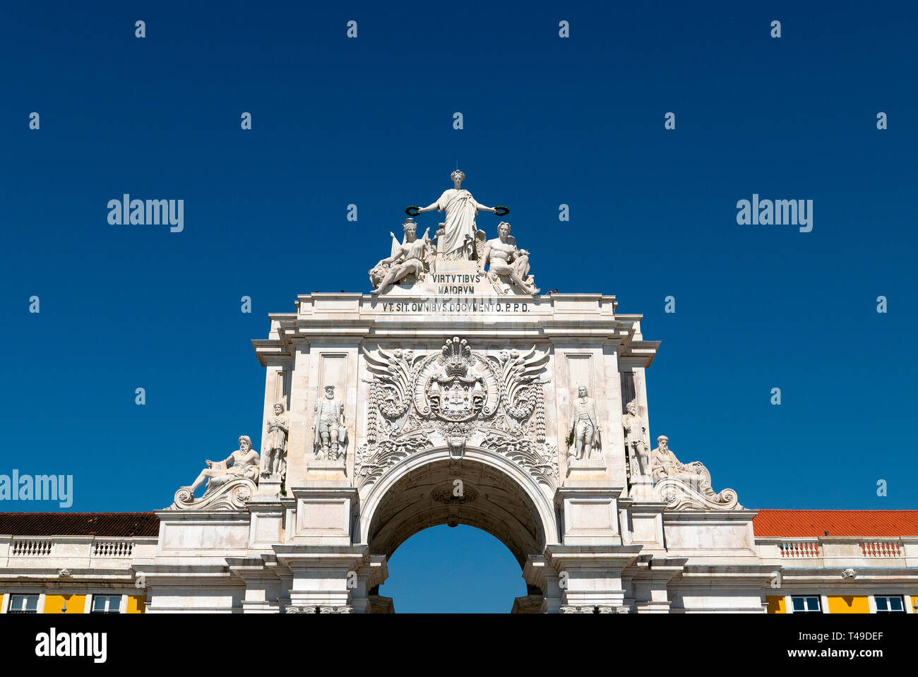 Arco da Rua Augusta triumphal arch in Lisbon, Portugal, Europe Stock Photo Alamy