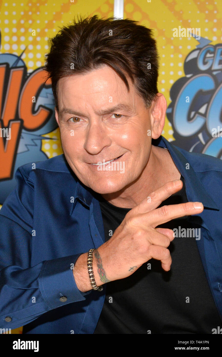 Dortmund, Deutschland. 13th Apr, 2019. Charlie Sheen at the 5th German