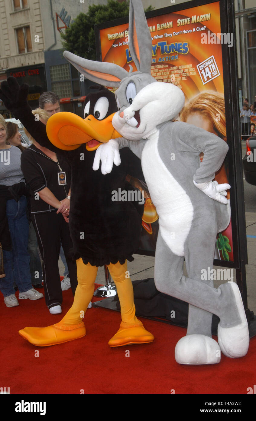 LOS ANGELES, CA. November 09, 2003: BUGS BUNNY & DAFFY DUCK at the ...