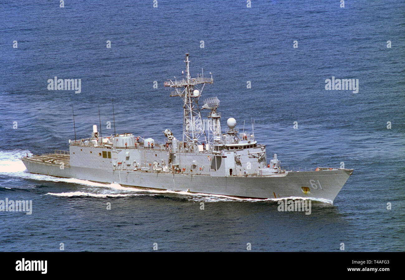 1st November 1993 The USS Ingraham (FFG-61), an Oliver Hazard Perry Class guided missile frigate, 50 miles (80Km) off Mogadishu, Somalia. Stock Photo