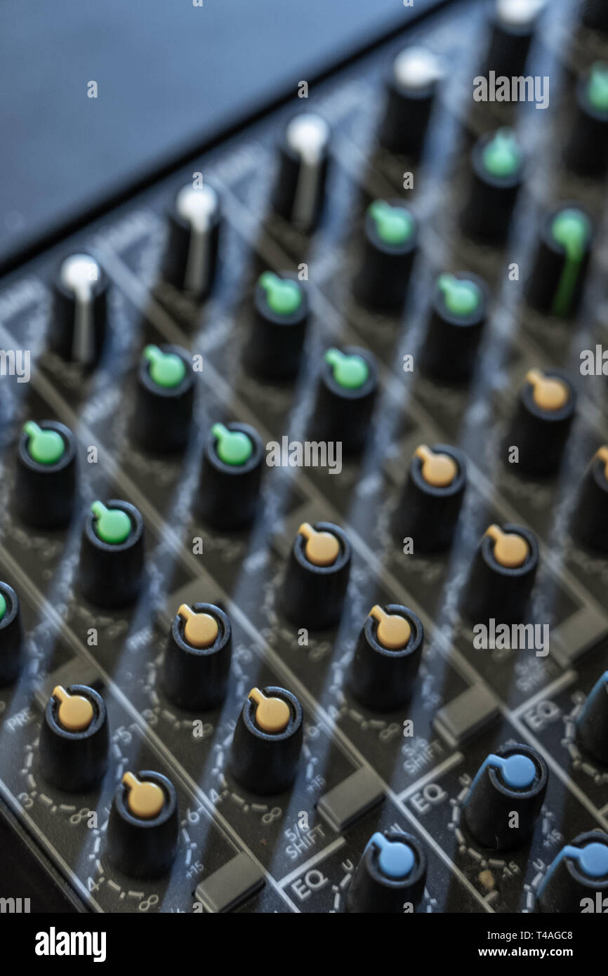 knobs on a audio control board Stock Photo Alamy