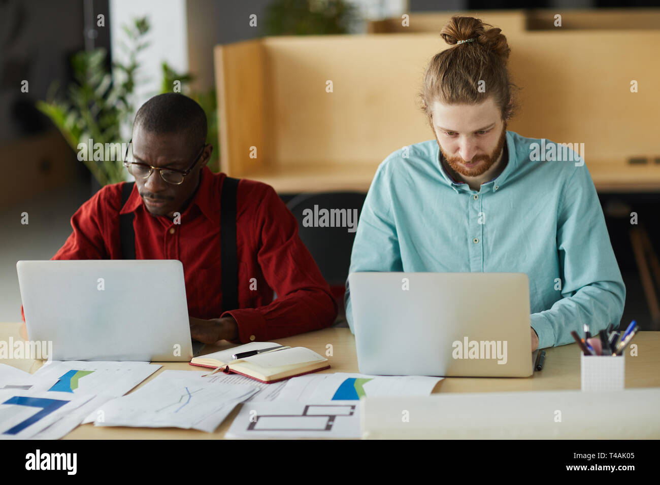 Open Space Office Stock Photo - Alamy