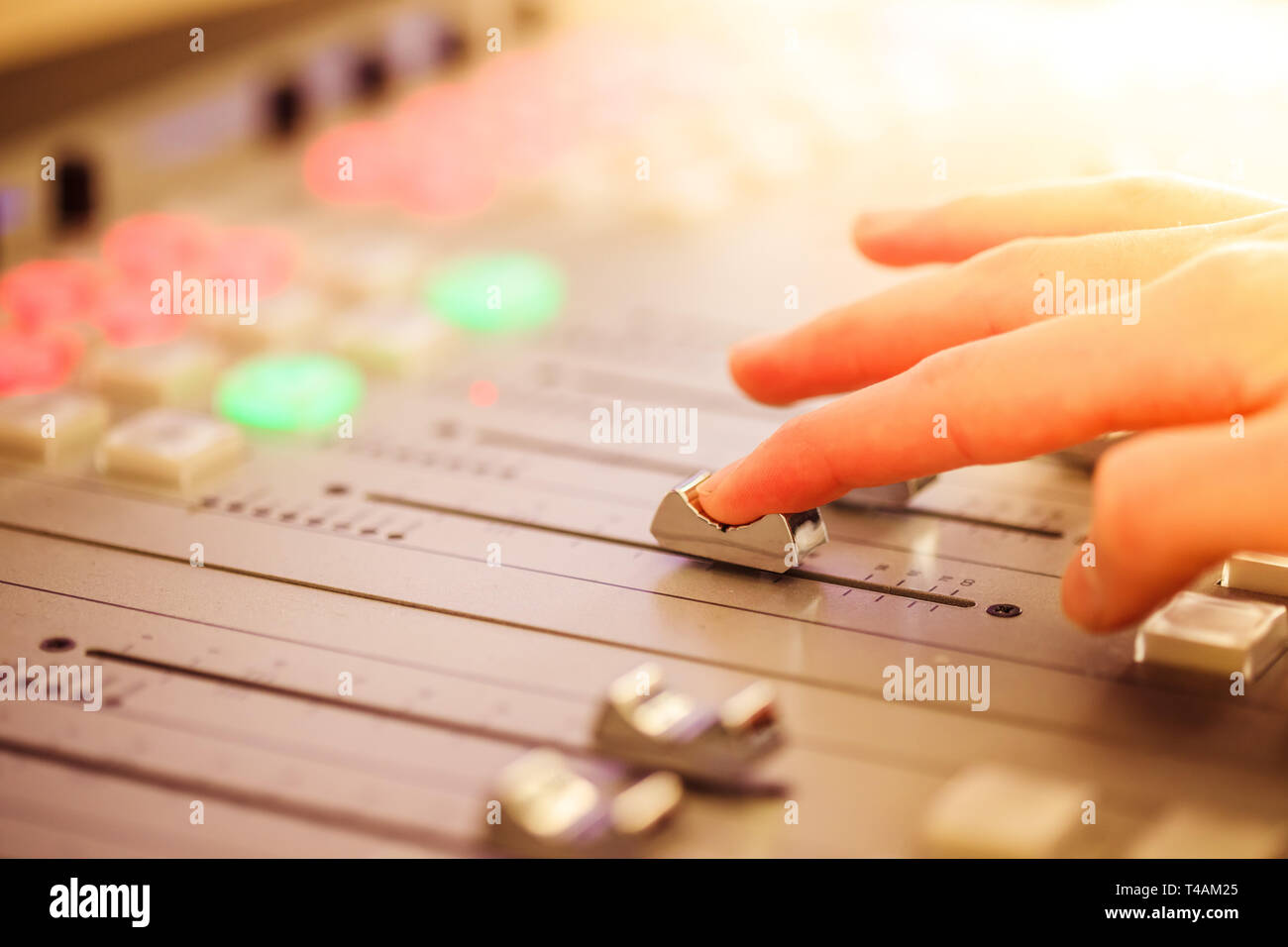Moderator and soundboard in radio broadcasting studio Stock Photo - Alamy