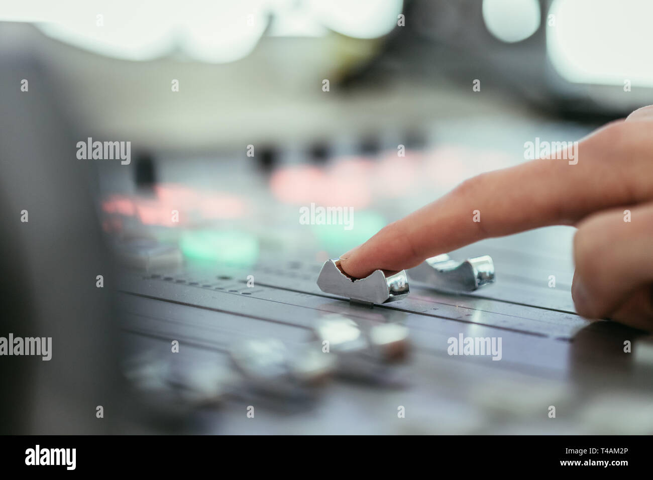 Moderator and soundboard in radio broadcasting studio Stock Photo - Alamy