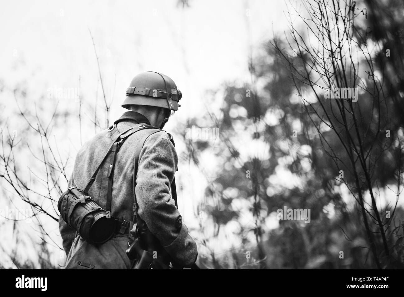 Wwii german infantry forest hi-res stock photography and images - Alamy