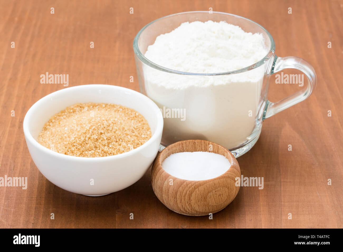 Brown sugar and flour hi-res stock photography and images - Alamy