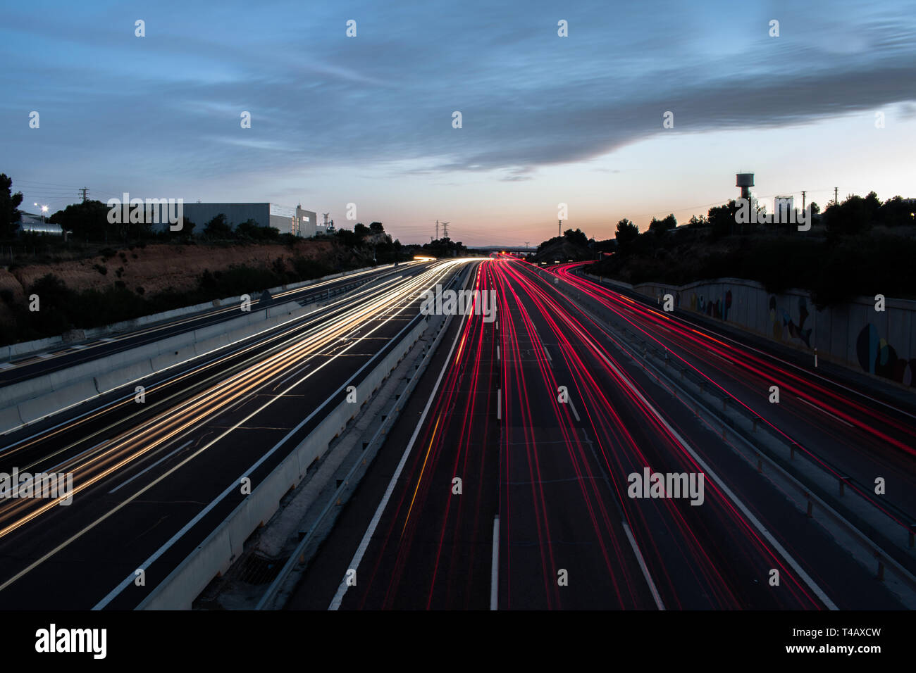 Traffic light streaks hi-res stock photography and images - Alamy