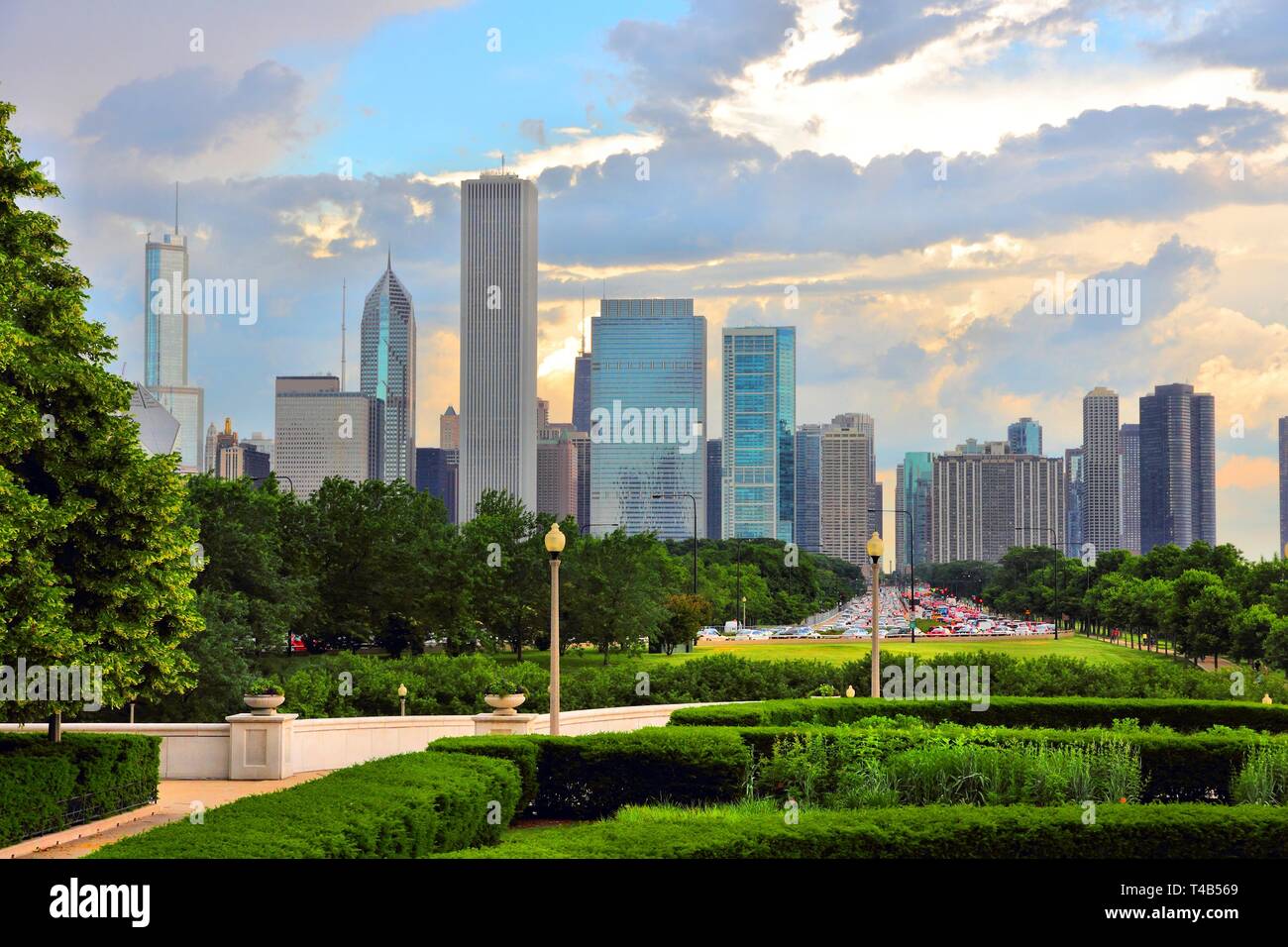 Chicago skyline seen from Grant Park. Sunset city view Stock Photo - Alamy