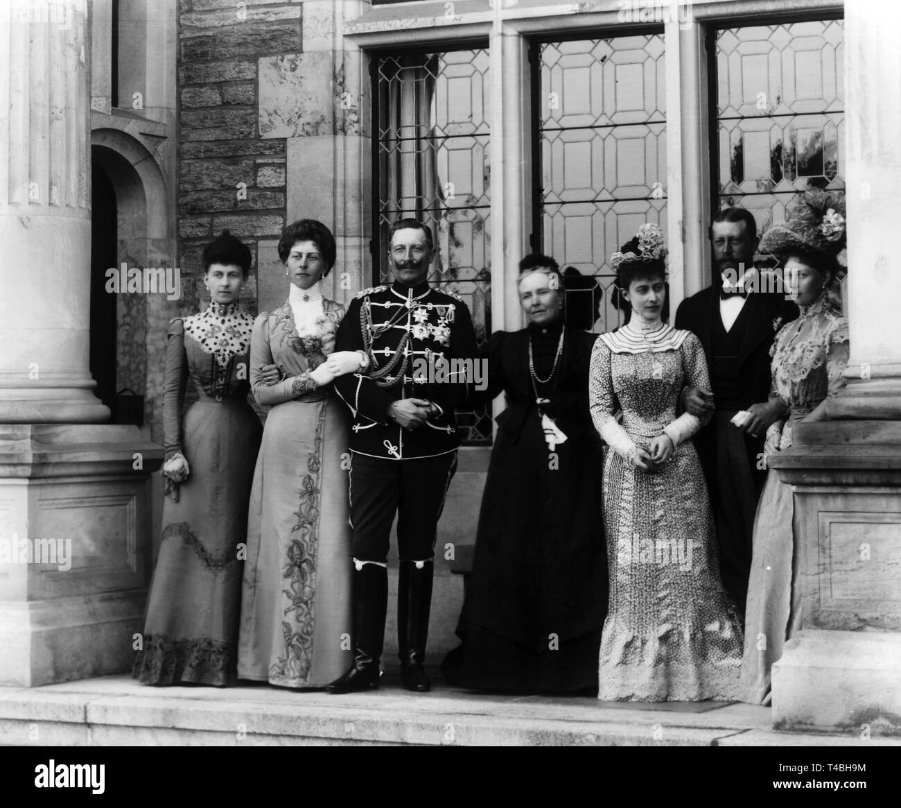 The imperial family on the terrace of Castle Friedrichshof in