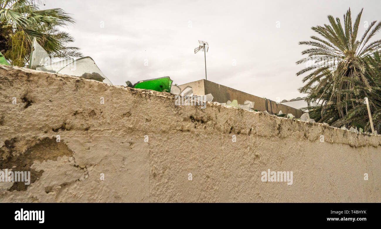 Broken glass wall security hires stock photography and images Alamy