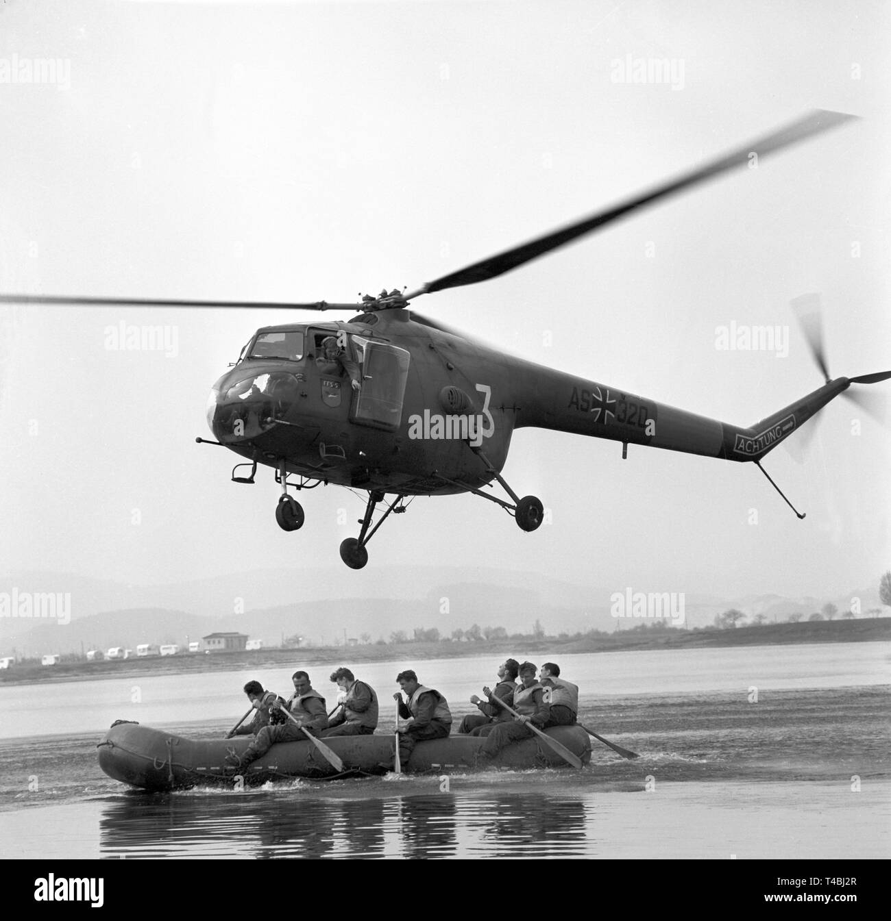 Bundeswehr exercise on 24 April 1963 near Bückeburg, Lower Saxony ...