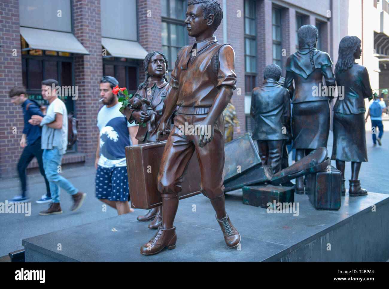 Denkmal, Zuege ins Leben - Zuege in den Tod, Friedrichstrasse, Mitte, Berlin, Deutschland, Züge ins Leben - Züge in den Tod Stock Photo