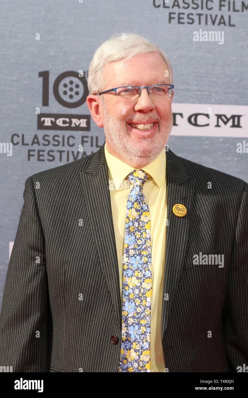 Los Angeles, CA, USA. 11th Apr, 2019. Leonard Maltin at arrivals for 30th Anniversary Screening of WHEN HARRY MET SALLY, TCL Chinese Theatre (formerly Grauman's), Los Angeles, CA April 11, 2019. Credit: Priscilla Grant/Everett Collection/Alamy Live News Stock Photo