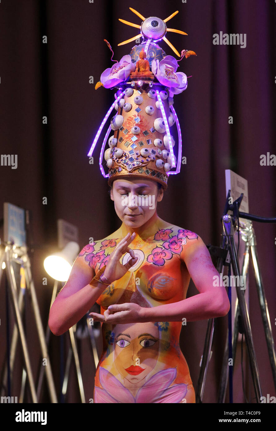 Model Poses During Body Art High Resolution Stock Photography and ...