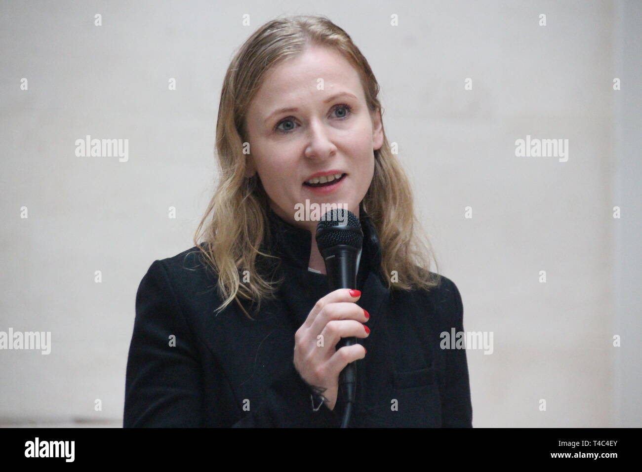 New York, USA. 15th Apr, 2019. Berlin-based artist Alicja Kwade speaks at the Metropolitan Museum in New York. Visitors can view the artist's works consisting of rods and spheres called 'Parapivot' on the roof of the museum until 27 October. Credit: Christina Horsten/dpa/Alamy Live News Stock Photo