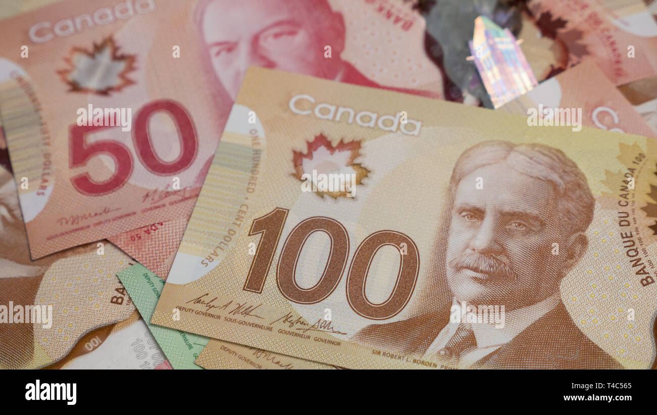 Polymer notes canada hi-res stock photography and images - Alamy