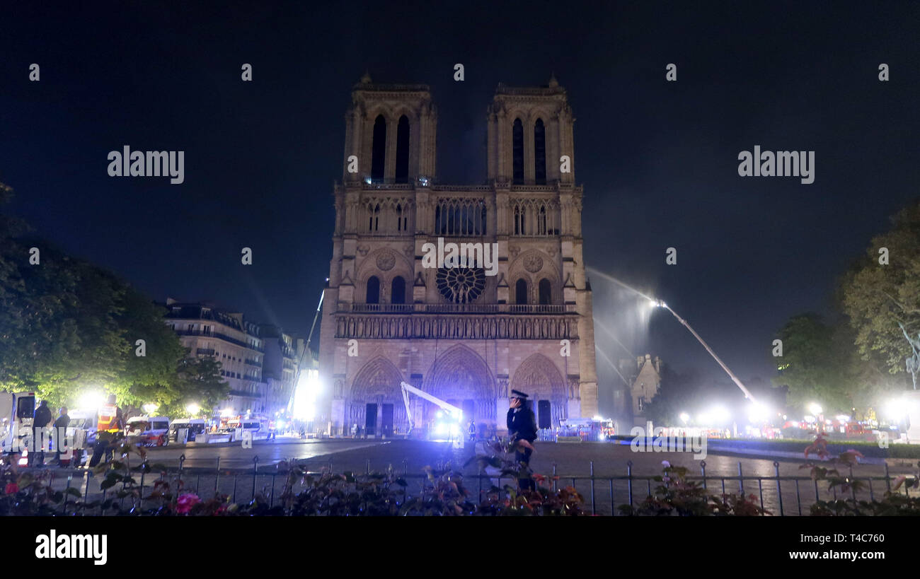 Fire at notre dame paris france stock photo alamy