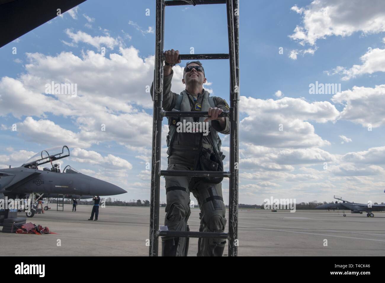 334 fighter squadron hi-res stock photography and images - Alamy
