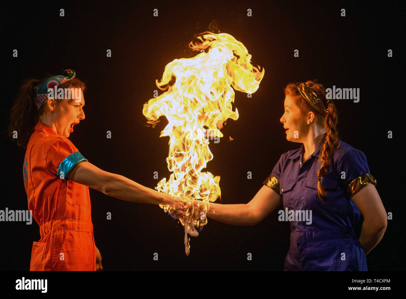 **Pics free to use**   Edinburgh Science Festival presents StrongWomen Science: two circus scientists Aoife Raleigh (an engineer(Orange)) and Maria Co Stock Photo