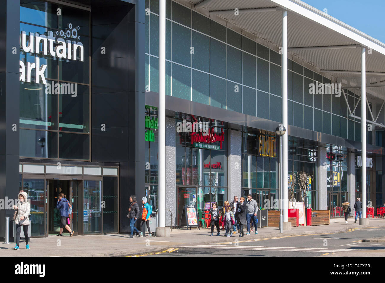 Fountain park edinburgh hires stock photography and images Alamy