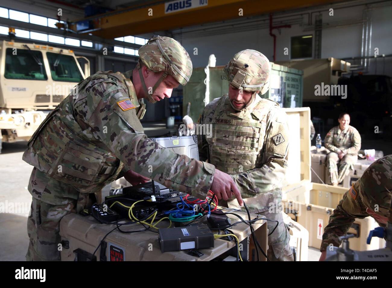 U.S. Soldiers assigned to the 44th Expeditionary Signal Battalion, 2d ...
