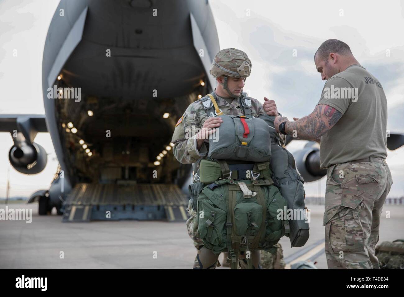Paratrooper conducts 11 parachute jump hi-res stock photography and ...