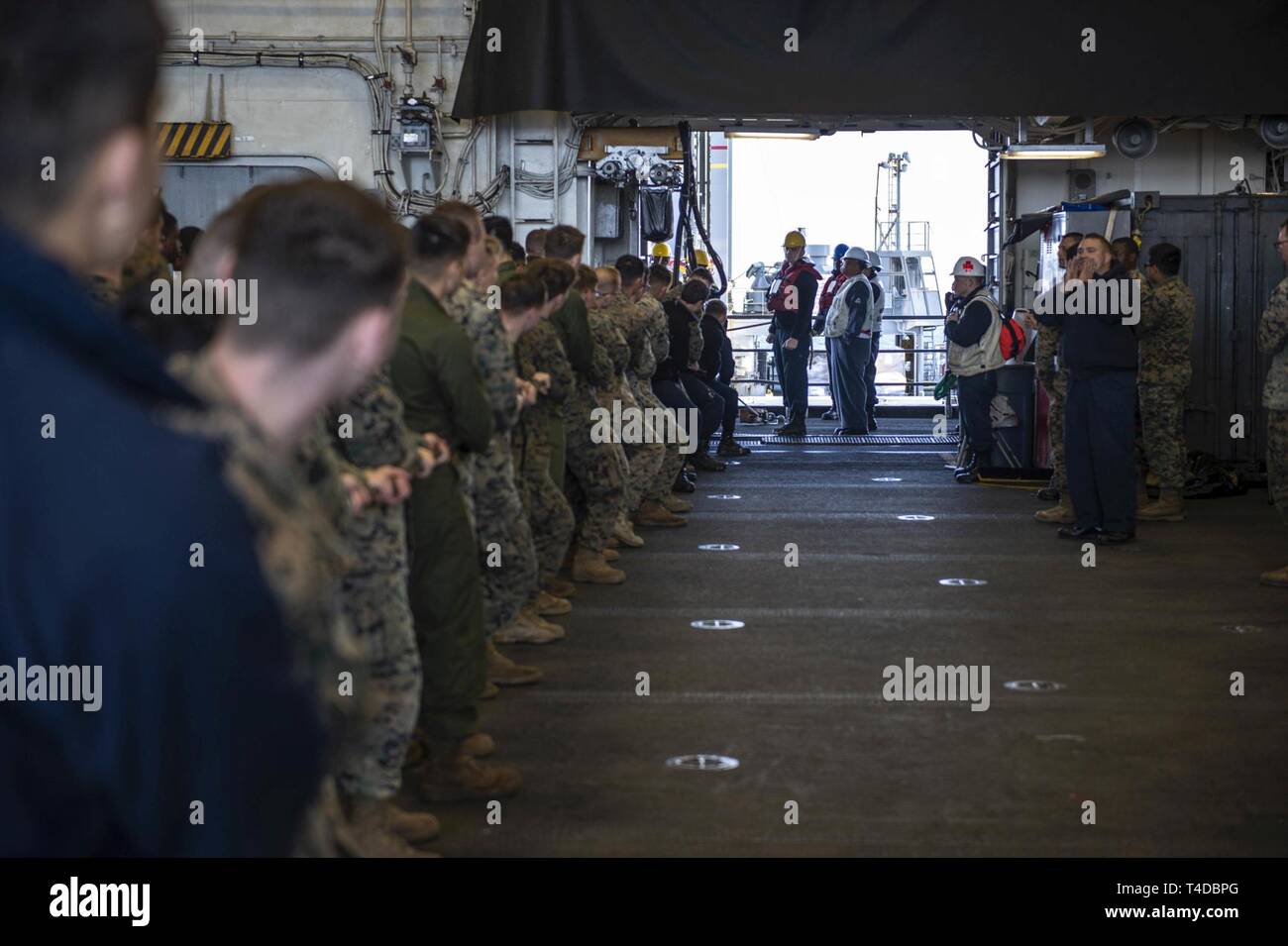 OCEAN (March 23, 2019) Sailors assigned to amphibious assault ship USS ...