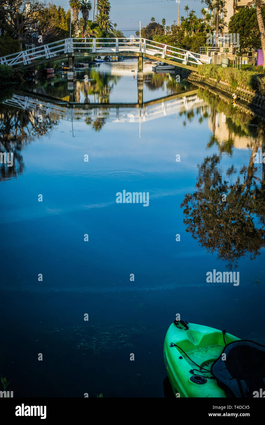 Palm trees arched bridge hi-res stock photography and images - Alamy