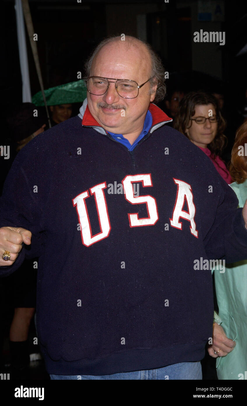LOS ANGELES, CA. February 02, 2004 Actor DENNIS FRANZ at the world(03)