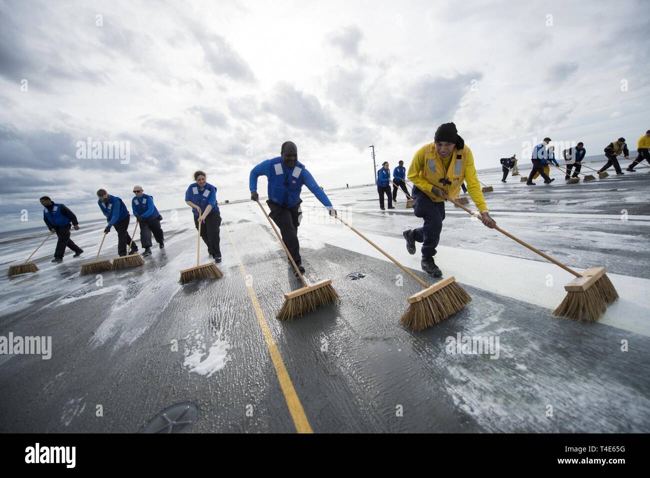 OCEAN (March 30, 2019) Sailors aboard the aircraft carrier USS Dwight D ...