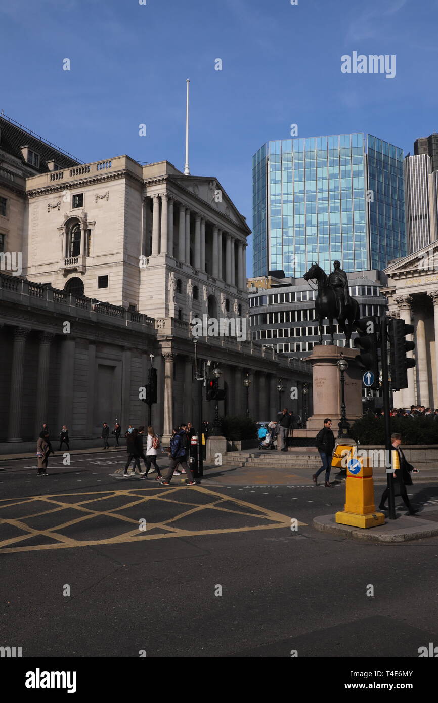 Bank of england rate rise hi-res stock photography and images - Alamy