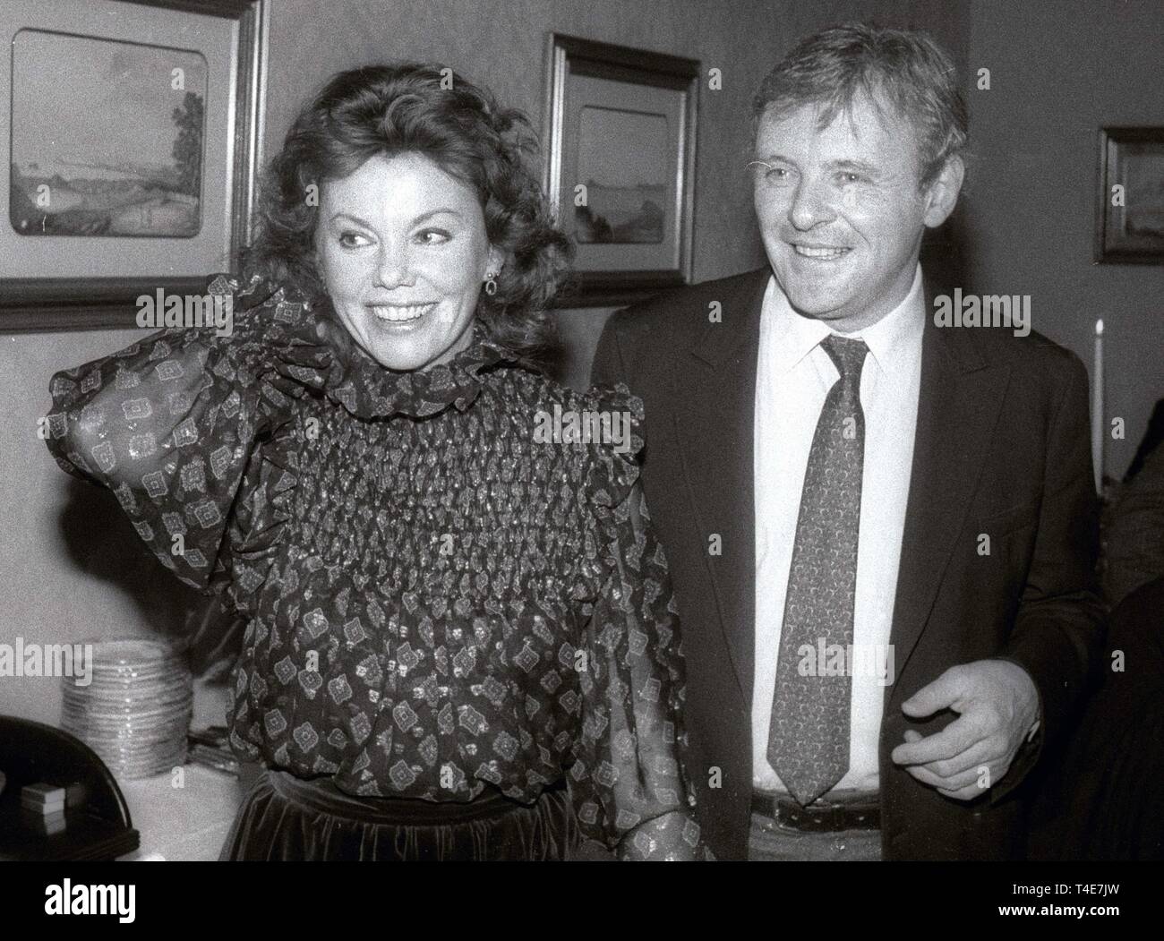 Marsha Mason High Resolution Stock Photography And Images Alamy Marsha Mason High Resolution Stock Photography And Images Alamy