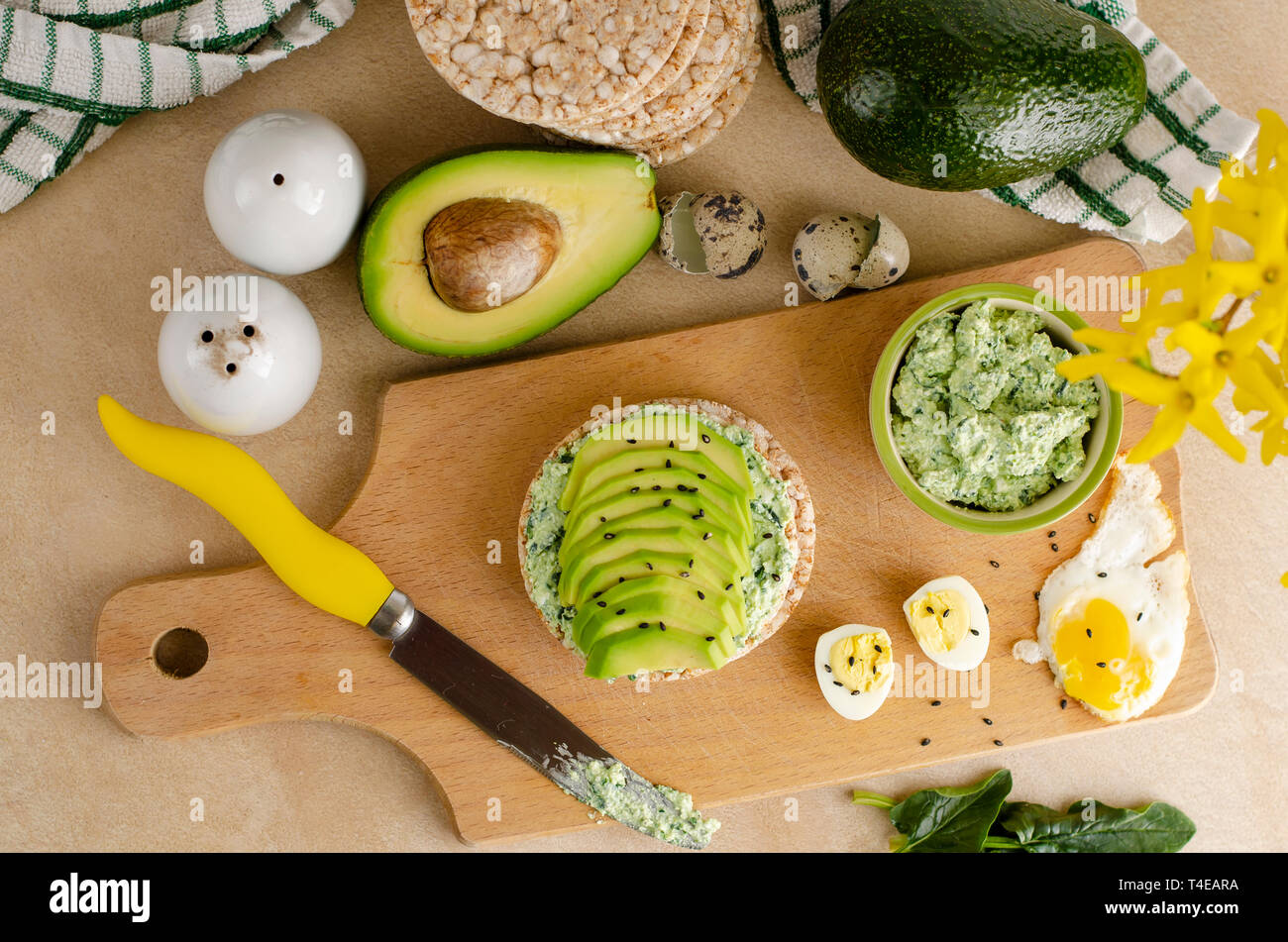 Buckwheat Crispbread With Cottage Cheese Spinach And Avocado