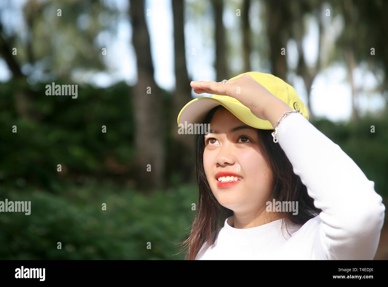 Picture of smiling girl hi-res stock photography and images - Alamy