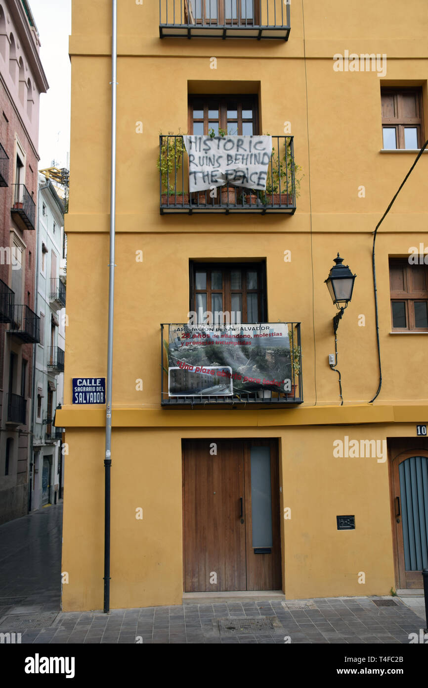 Protest, Plaza Salvador, Valencia, Spain 2019. In the square there are Roman remains that the residents want preserved. Stock Photo