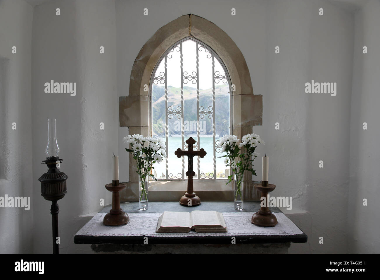 Inside st nicholas chapel hi-res stock photography and images - Alamy