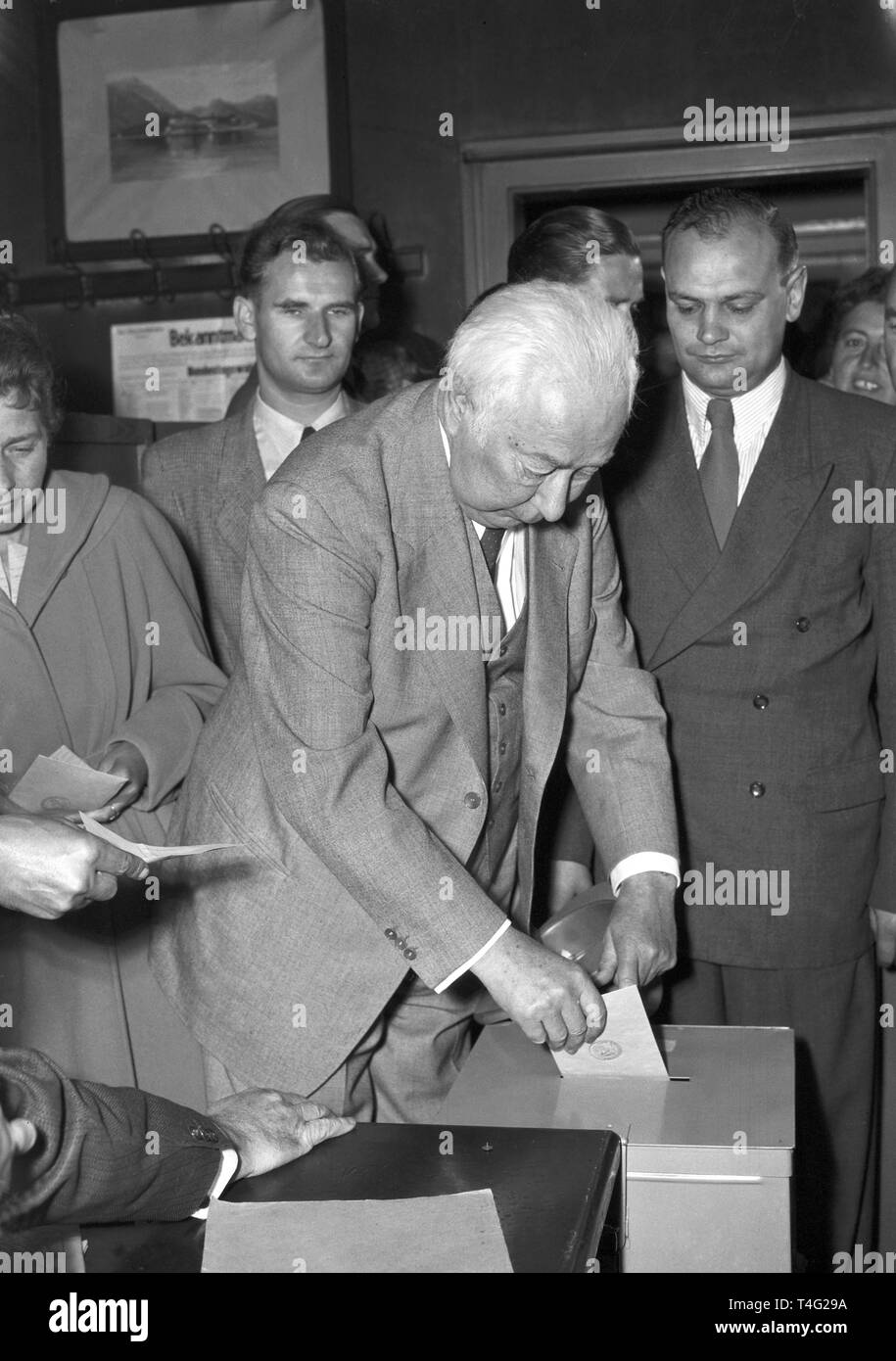 General Elections German Bundestag 1953 German President Theodor