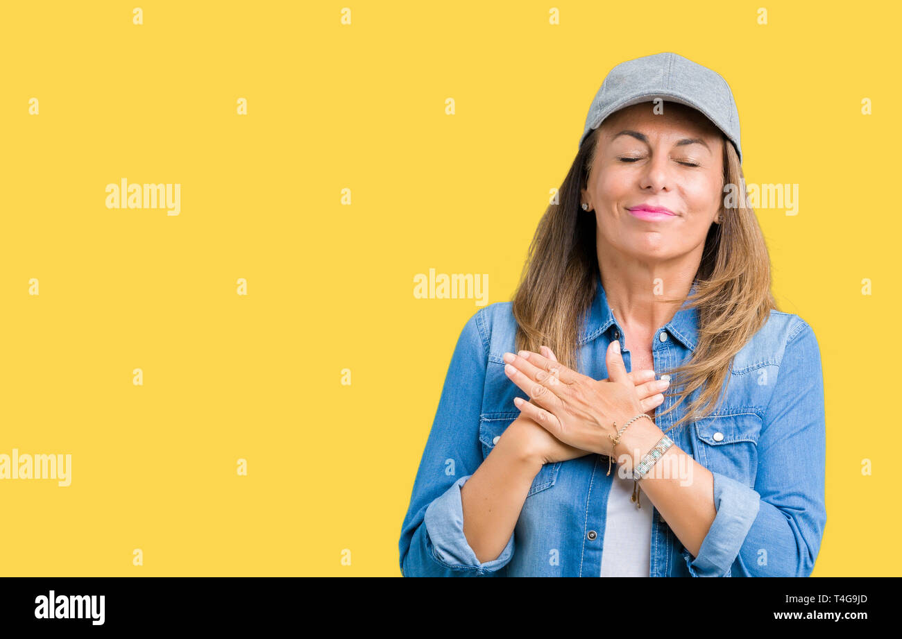 Old woman hand over chest pain hi-res stock photography and images - Alamy