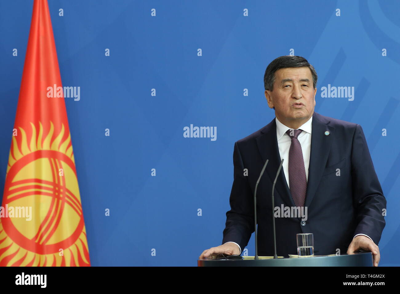 16.04.2019, Berlin, Germany, the Kyrgyz President, Sooronbaj Dshejenbekow in statements to the press in the Chancellery. Stock Photo