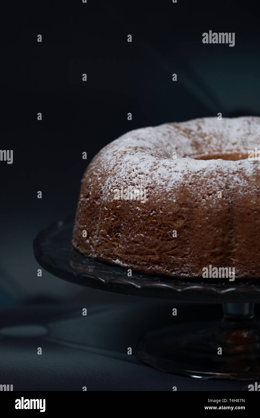 Butter victoria sponge bundtcake Stock Photo Alamy