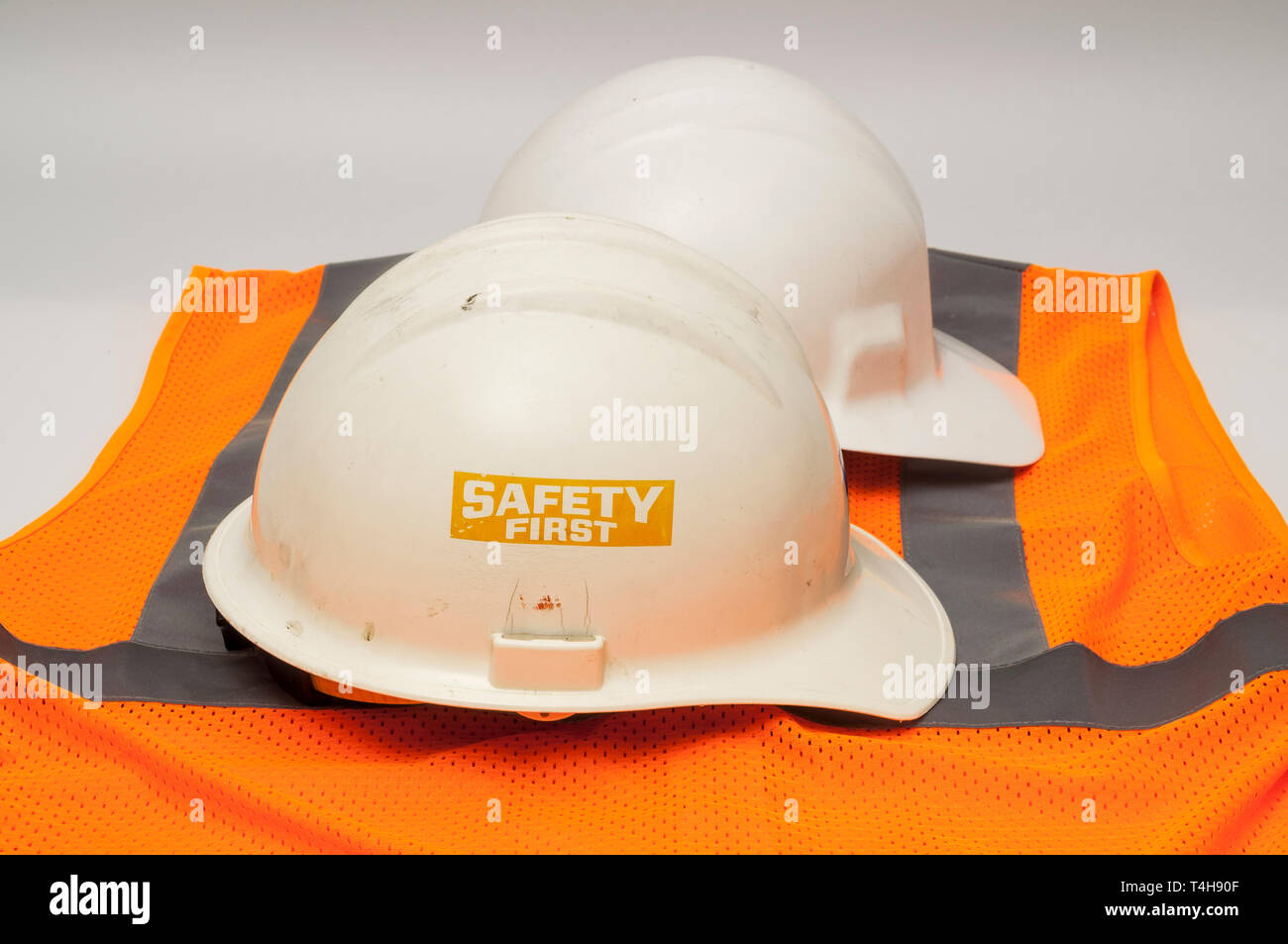 Hard hats safety hi-res stock photography and images - Alamy