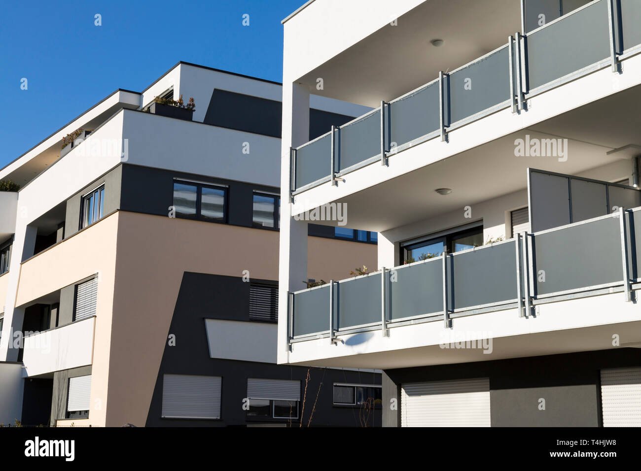 Penthouse apartment - Wikipedia - Luxury Apartment Complex With Penthouses
