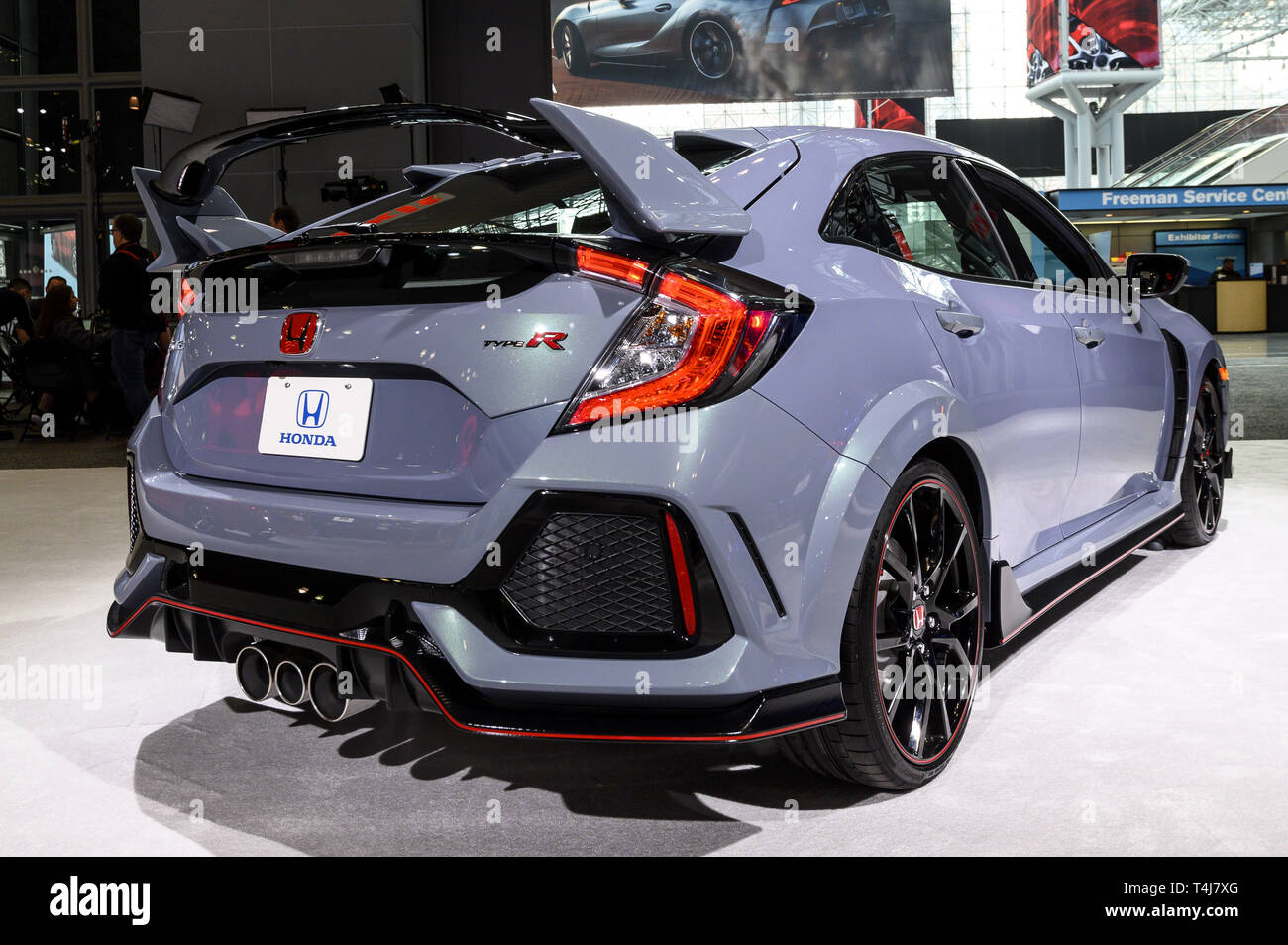New York Ny Usa 17th Apr 19 Honda Civic Type R At The New York International Auto Show At The Jacob K Javits Convention Center In New York City Ny On April New York Ny Usa 17th Apr 19 Honda Civic Type R At The New York International Auto Show At The Jacob K Javits Convention Center In New York City Ny On April