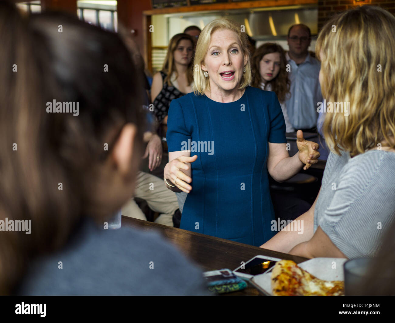 Drake Tour 2020 Usa Des Moines, Iowa, USA. 17th Apr, 2019. US Senator KIRSTEN Drake Tour 2020 Usa Des Moines, Iowa, USA. 17th Apr, 2019. US Senator KIRSTEN