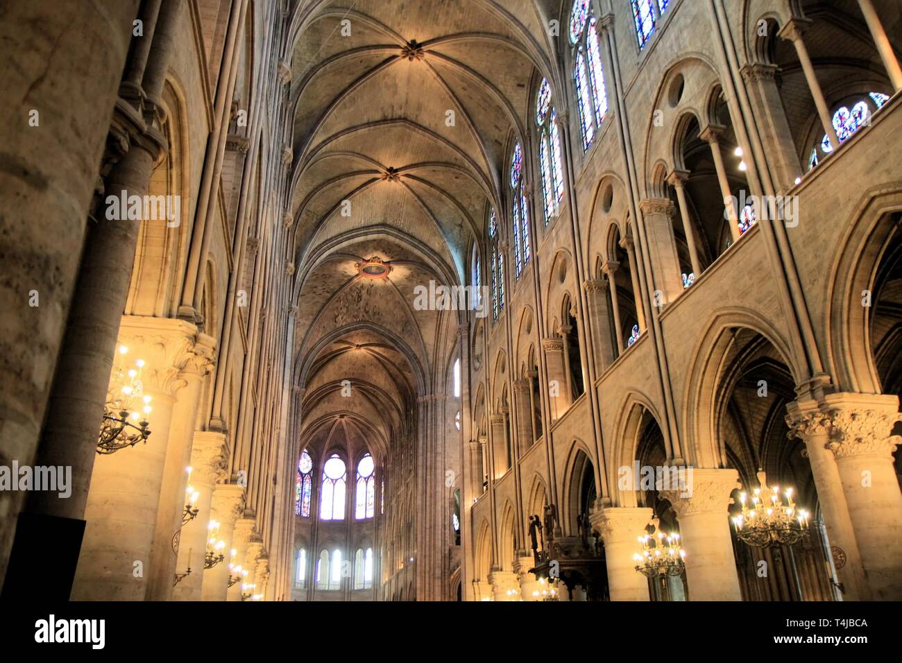 Notre dame cathedral interior vault hi-res stock photography and images ...