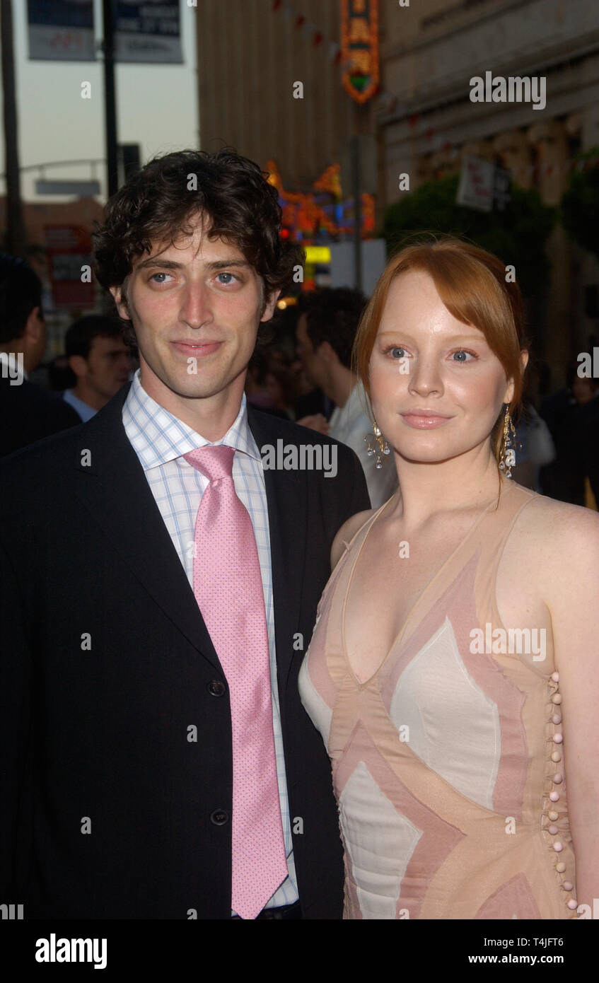 LOS ANGELES, CA. June 02, 2004: Actress LAUREN AMBROSE & husband at the  premiere at the Chinese Theatre, Hollywood, to launch the fourth season of  HBO's series Six Feet Under Stock Photo - Alamy