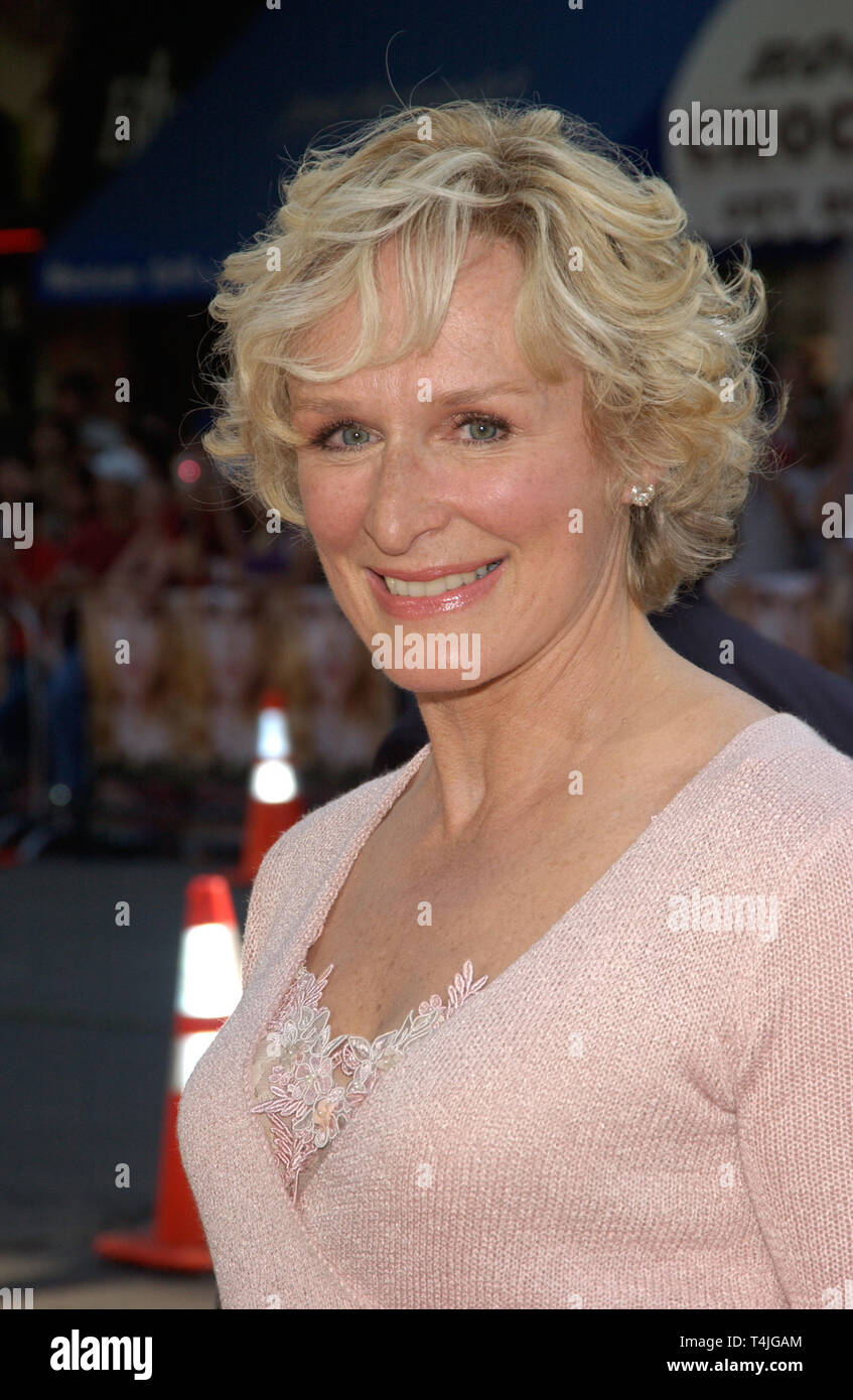 Los Angeles Ca June 06 2004 Actress Glenn Close At The World Premiere In Los Angeles Of Her New Movie The Stepford Wives Stock Photo Alamy