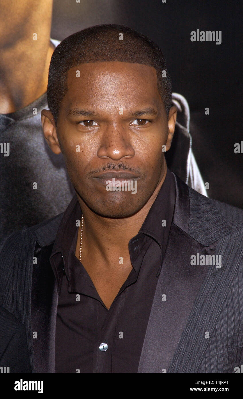 LOS ANGELES, CA. August 02, 2004: Actor JAMIE FOXX at the world premiere, in Los Angeles, of his