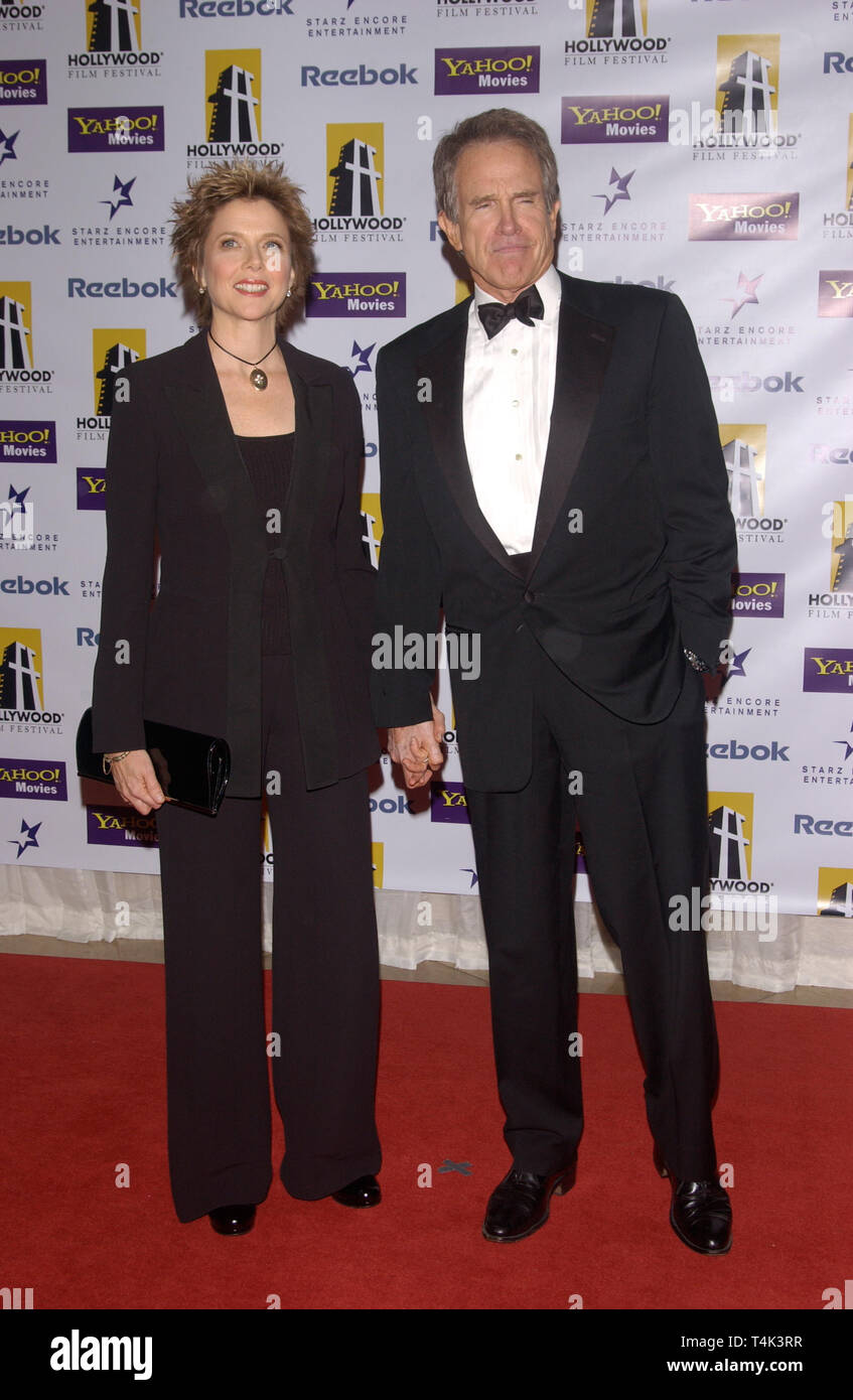 LOS ANGELES, CA. October 18, 2004: Actor WARREN BEATTY & wife actress ANNETTE BENING at the 8th Annual Hollywood Film Festival's Hollywood Awards at the Beverly Hills Hilton. She won the award for Actress of the Year. Stock Photo