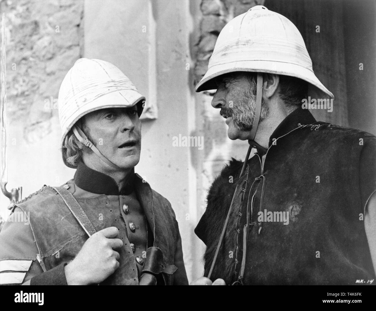 Michael Caine Sean Connery THE MAN WHO WOULD BE KING 1975 director John Huston short story Rudyard Kipling Allied Artists Pictures / Devon Persky - Bright / Columbia Pictures Stock Photo